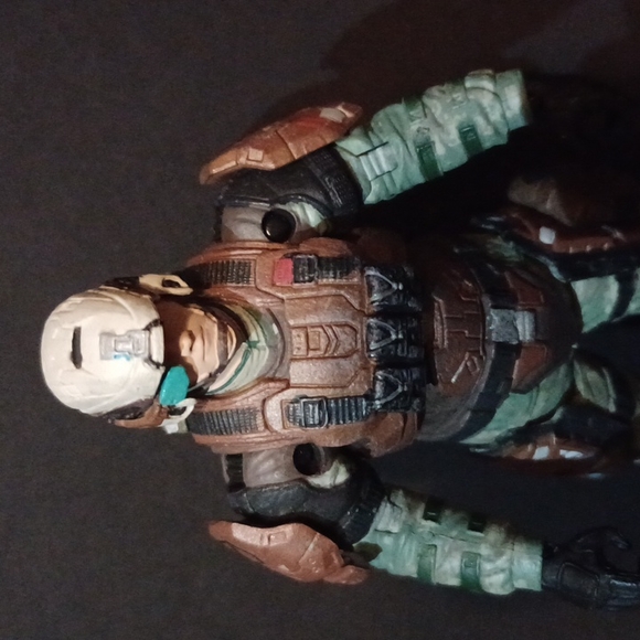 McFarlane Toys 2010 HALO Reach Series 1 UNSC Trooper 5" Action Figure - Picture 5 of 9